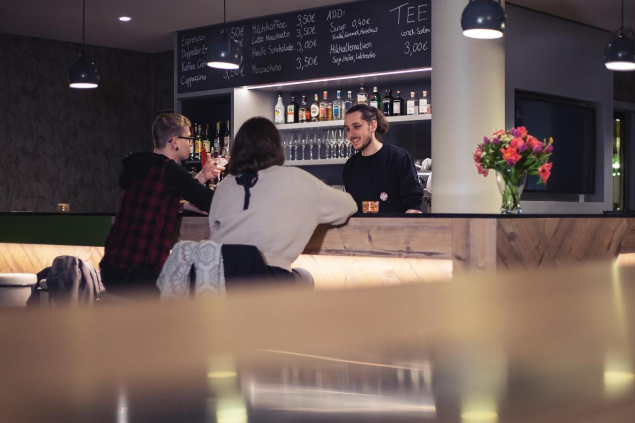 Holiday Inn - The Niu, Mill Cologne Muelheim, An Ihg Hotel ภายนอก รูปภาพ
