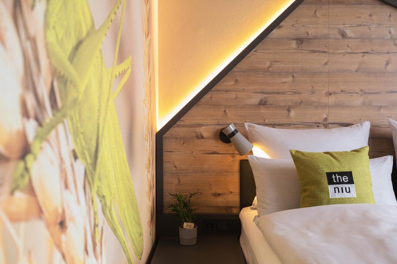 Holiday Inn - The Niu, Mill Cologne Muelheim, An Ihg Hotel ภายนอก รูปภาพ