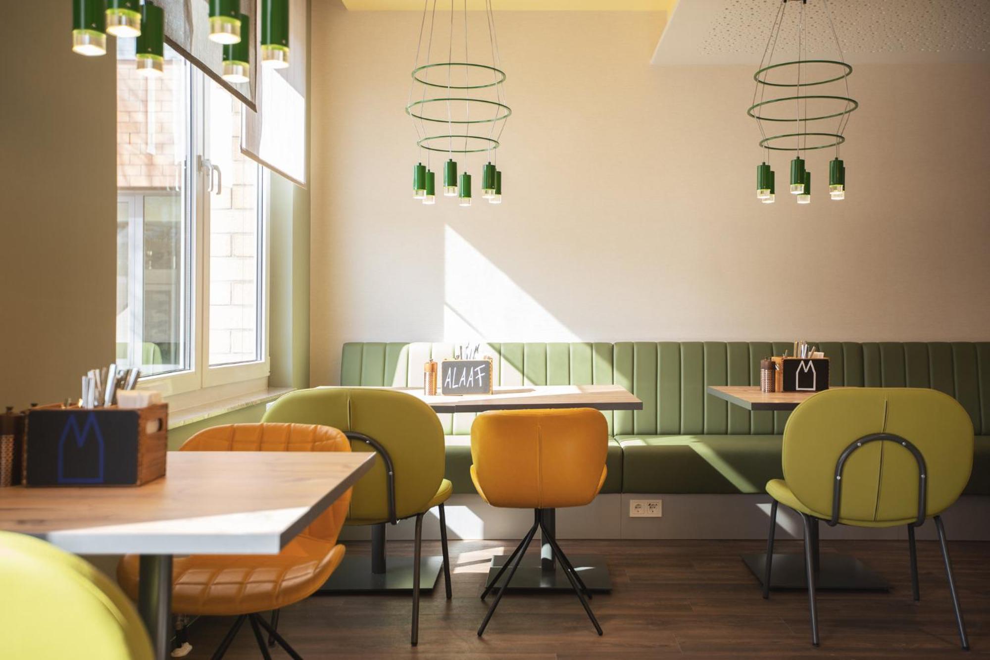 Holiday Inn - The Niu, Mill Cologne Muelheim, An Ihg Hotel ภายนอก รูปภาพ