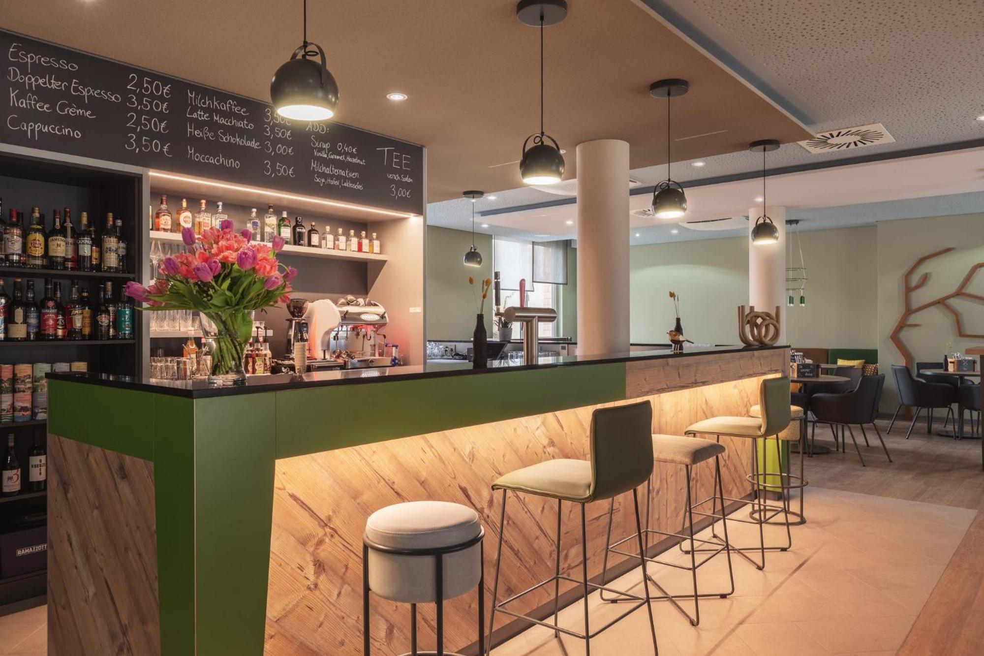 Holiday Inn - The Niu, Mill Cologne Muelheim, An Ihg Hotel ภายนอก รูปภาพ