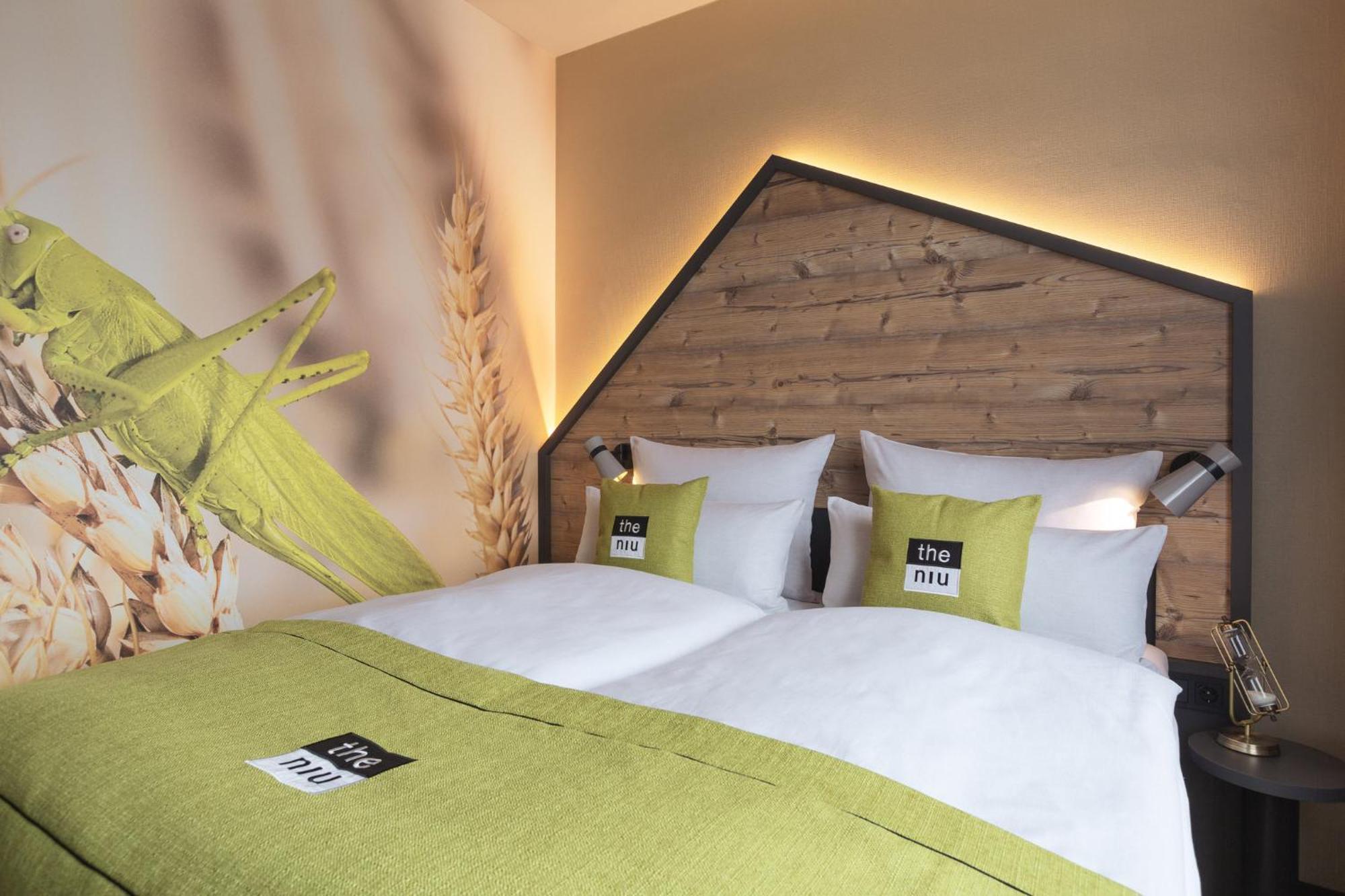 Holiday Inn - The Niu, Mill Cologne Muelheim, An Ihg Hotel ภายนอก รูปภาพ
